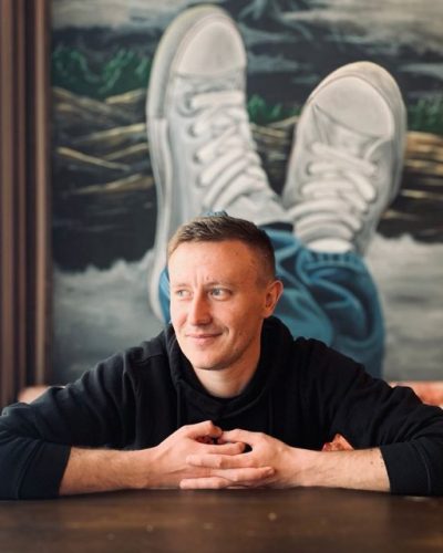 4 фото вчителів, ПІБ та посада кожного _ №2 Комарніцький Богдан Ярославович - заступник директора з НВР - школа Плотича